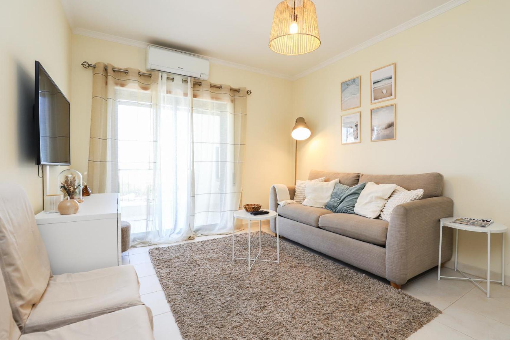 Charming Flat 10 Min Walk To Beach Apartment Albufeira Luaran gambar