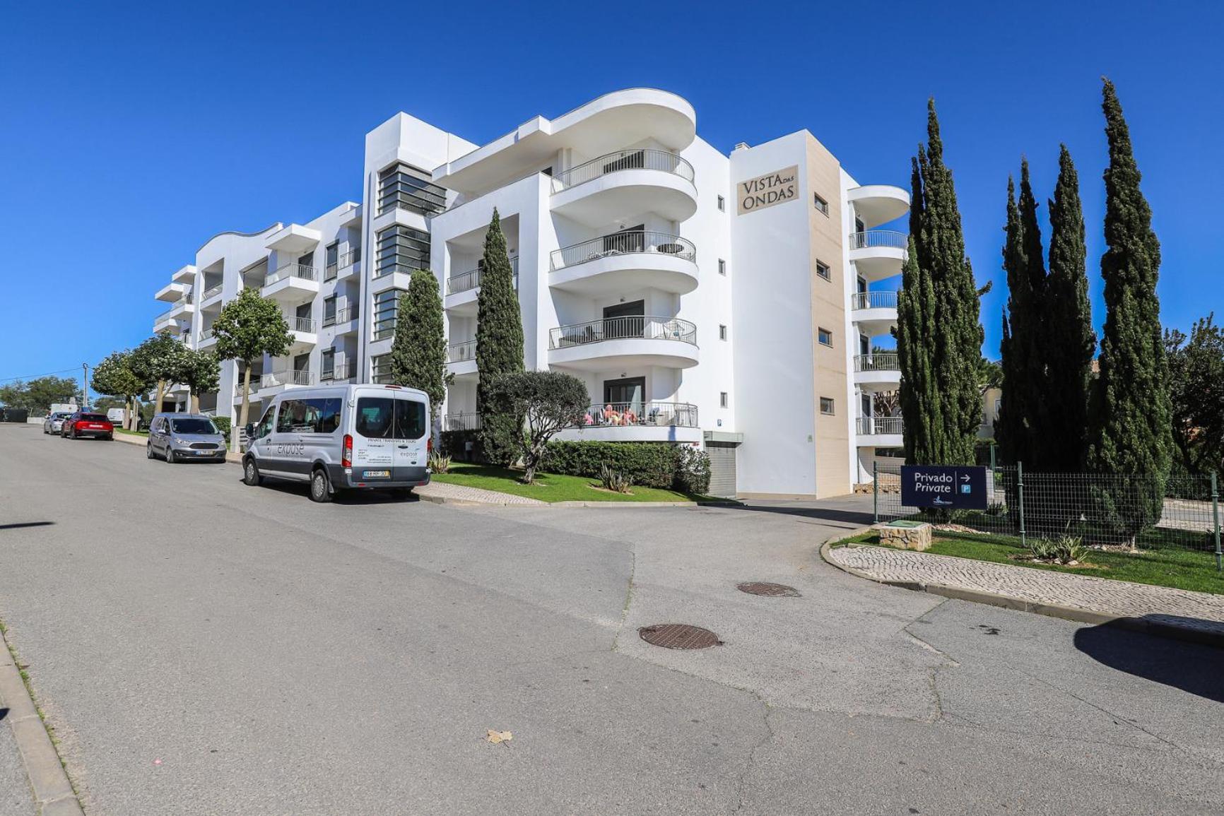 Charming Flat 10 Min Walk To Beach Apartment Albufeira Luaran gambar